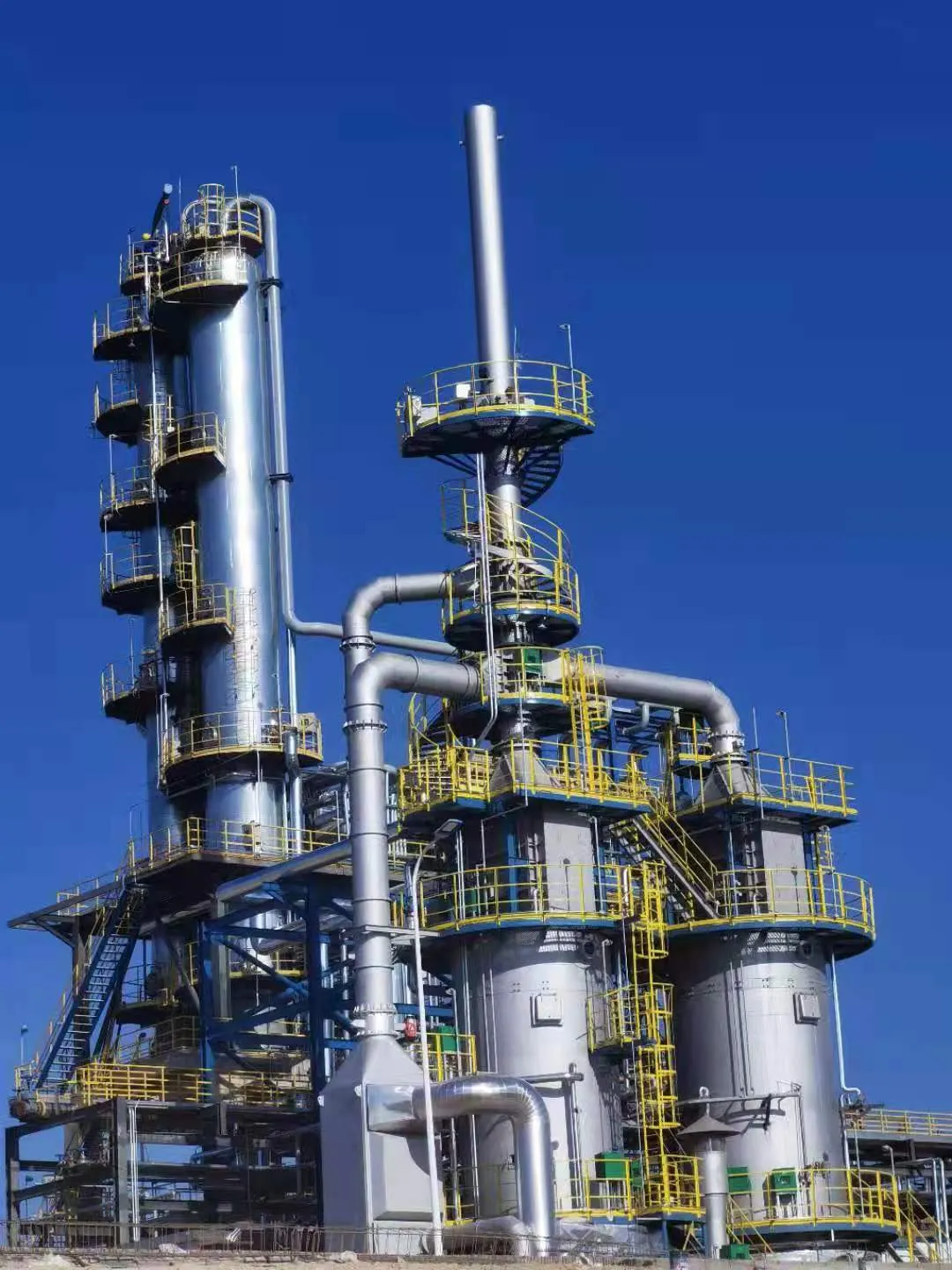 勝幫科技總承包伊犁新天重芳烴多元烴項目試車成功