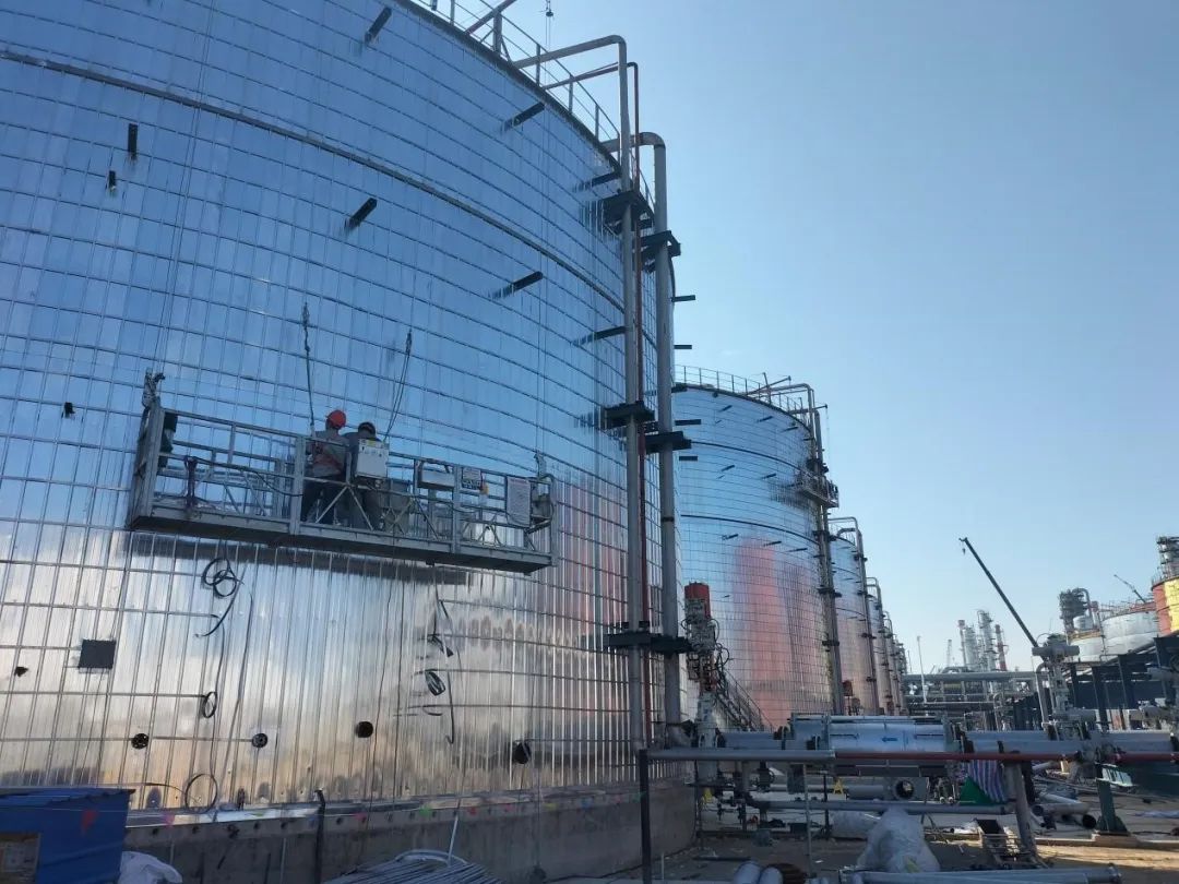 華東設計院設計世界首個220℃渣油儲罐落成