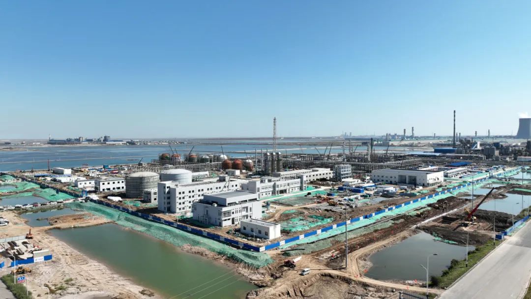 海油石化工程總承包的渤海油田濱州天然氣終端工程機械完工