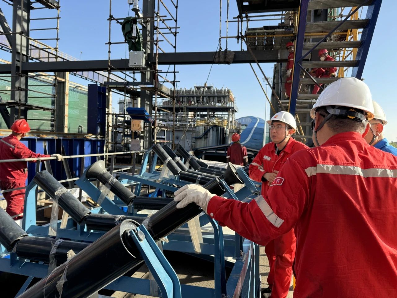 烏魯木齊石化公司120萬噸/年延遲焦化裝置項目 全流程貫通