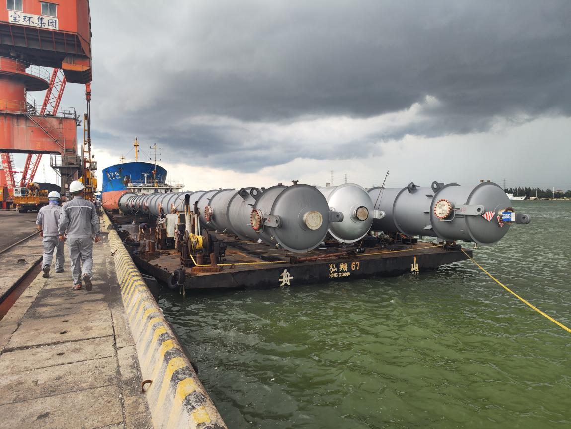 廣西華誼能源化工DMC回收項目核心設備順利到港