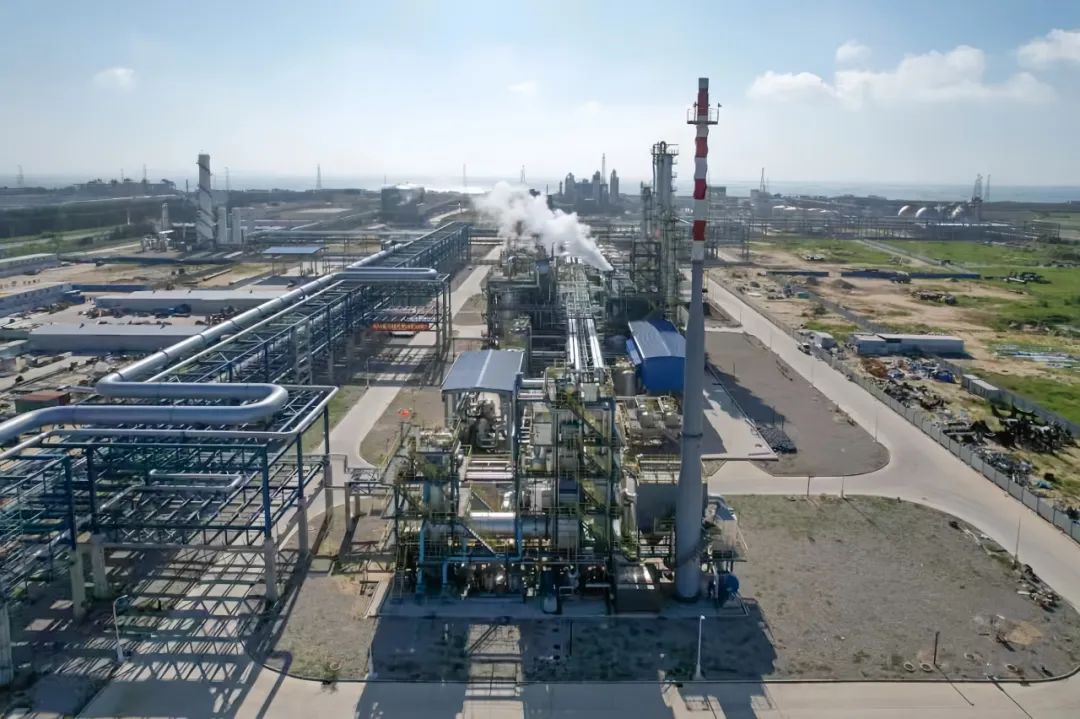 天辰公司總承包的福建能化集團(tuán)氯堿搬遷醋酸乙烯項(xiàng)目 一次性投料試車成功