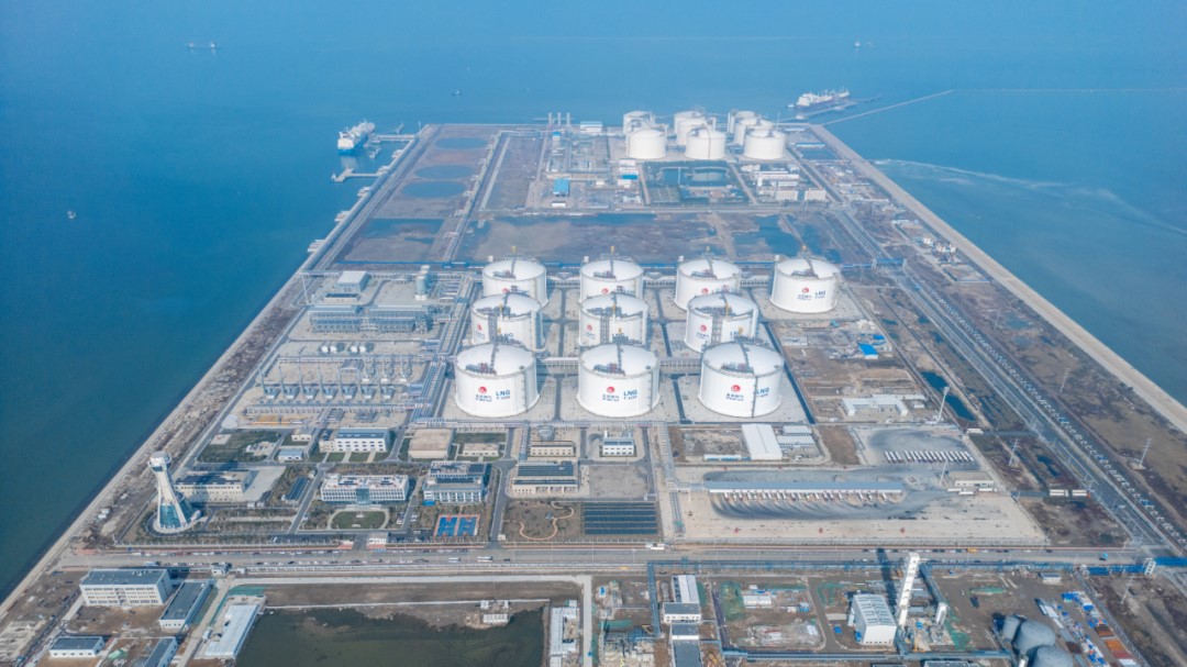北京燃氣天津南港LNG應急儲備項目儲罐三階段工程成功投產
